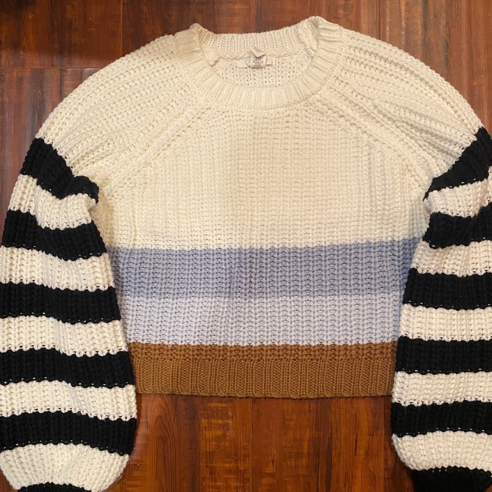 Junior sweater